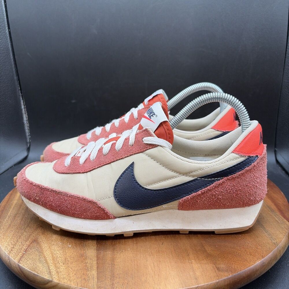 Nike Day-Break Retro Red Womens Size 8 Running Shoes Red Sneakers CK2351-605